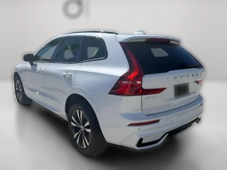 Volvo XC60 Core B5 AWD 2025