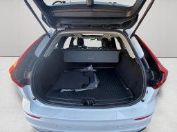 Volvo XC60 Core B5 AWD 2025