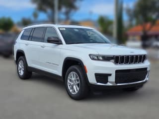 Jeep Grand Cherokee L Laredo X 4x4