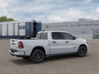 Ram 1500 Express 4x4 Crew Cab 5'7" Box