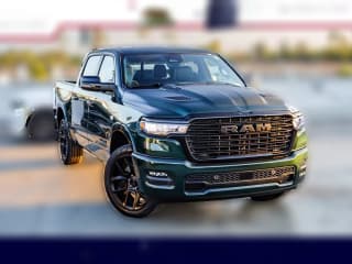 Ram 1500 Laramie 4x4 Crew Cab 5'7" Box