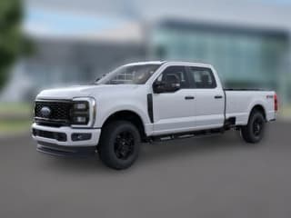 Ford Super Duty F-250 SRW XL 4WD Crew Cab 8' Box