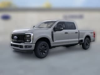 Ford Super Duty F-250 SRW XL 4WD Crew Cab 6.75' Box