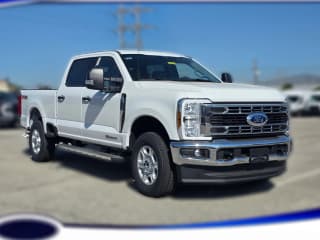Ford Super Duty F-250 SRW XLT 4WD Crew Cab 6.75' Box