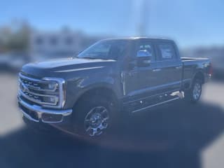 Ford Super Duty F-250 SRW LARIAT 4WD Crew Cab 6.75' Box