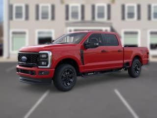 Ford Super Duty F-350 SRW XL 4WD Crew Cab 6.75' Box