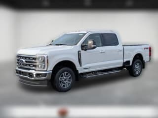 Ford Super Duty F-350 SRW LARIAT 4WD Crew Cab 6.75' Box