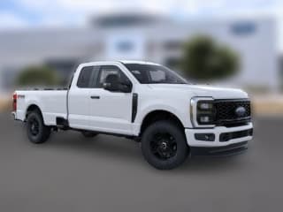 Ford Super Duty F-350 SRW XL 4WD SuperCab 8' Box
