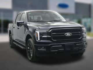Ford F-150 LARIAT 4WD SuperCrew 5.5' Box
