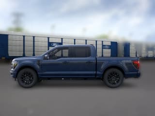 Ford F-150 LARIAT 4WD SuperCrew 5.5' Box
