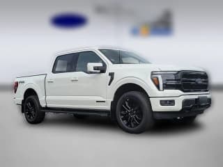 Ford F-150 LARIAT 4WD SuperCrew 5.5' Box