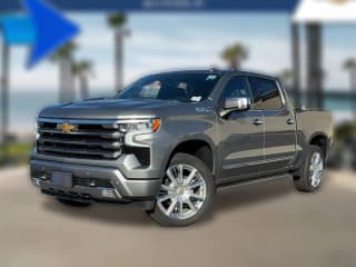 Chevrolet Silverado 1500 4WD Crew Cab 147" High Country