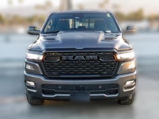 Ram 1500 Tradesman 4x4 Crew Cab 5'7" Box