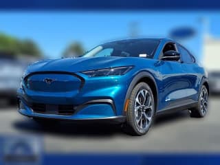 Ford Mustang Mach-E Select RWD