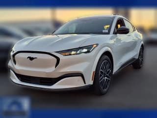 Ford Mustang Mach-E Premium RWD