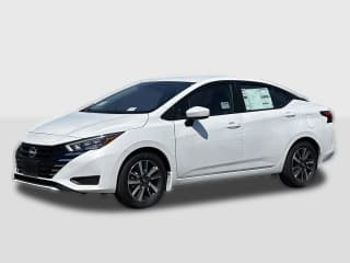 Nissan Versa SV CVT
