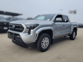 Toyota Tacoma 4WD SR5 Double Cab 5' Bed AT (Natl)