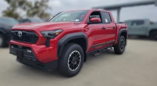 Toyota Tacoma 4WD TRD Off Road Hybrid Double Cab 5' Bed AT (Natl)