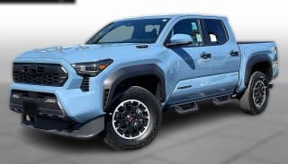 Toyota Tacoma 4WD TRD Off Road Hybrid Double Cab 5' Bed AT (Natl)
