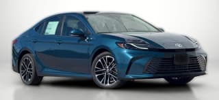 Toyota Camry XLE (Natl)