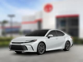 Toyota Camry XLE AWD (Natl)
