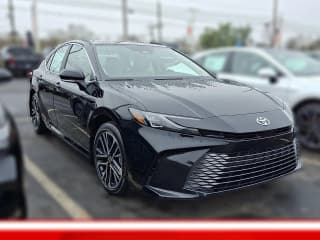 Toyota Camry XLE AWD (Natl)