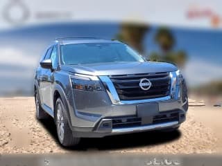 Nissan Pathfinder SL 2WD