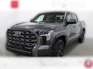 Toyota Tundra 4WD Platinum CrewMax 5.5' Bed (Natl)