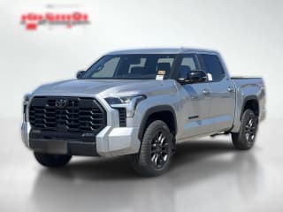 Toyota Tundra 4WD Limited CrewMax 5.5' Bed (Natl)