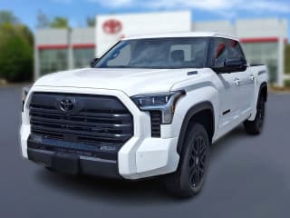 Toyota Tundra 4WD Limited Hybrid CrewMax 5.5' Bed (Natl)