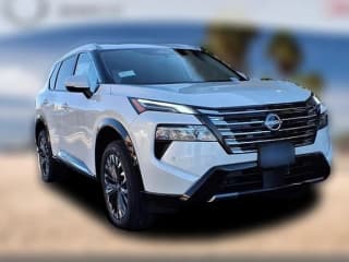 Nissan Rogue Platinum AWD