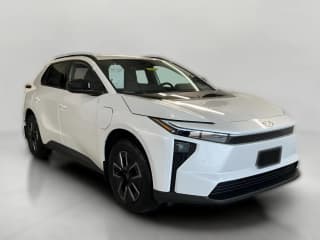 Toyota bZ XLE AWD (Natl)