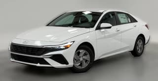 Hyundai Elantra SE IVT