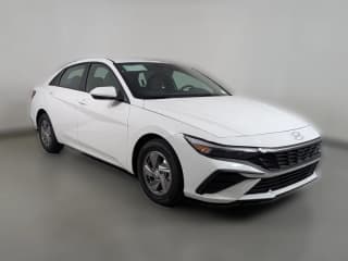 Hyundai Elantra SE IVT