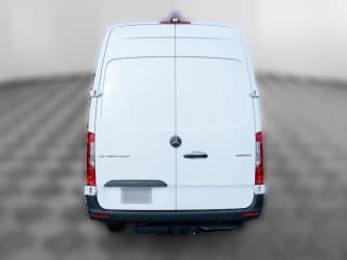 Mercedes-Benz Sprinter Cargo Van High Roof 4-Cyl Diesel HO 2500 High Roof I4 Diesel HO 170" RWD