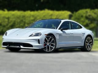 Porsche Taycan 4S Black Edition AWD
