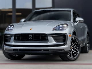 Porsche Macan Base AWD